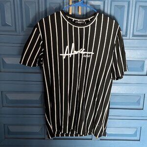A3 SHEIN Black and White Stripped Tee